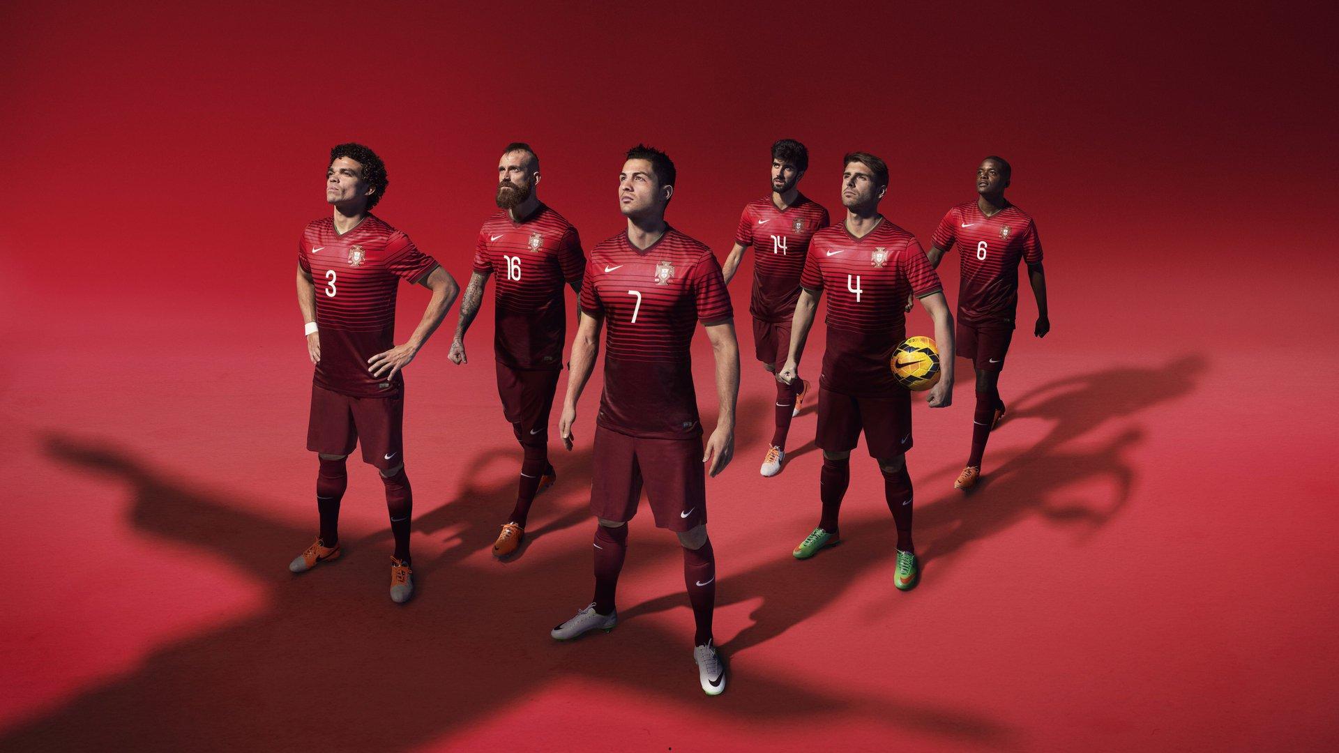 申花迪拜冬训遇不速之客，飞鸟闯入训练场，全队欢笑中备战新赛季